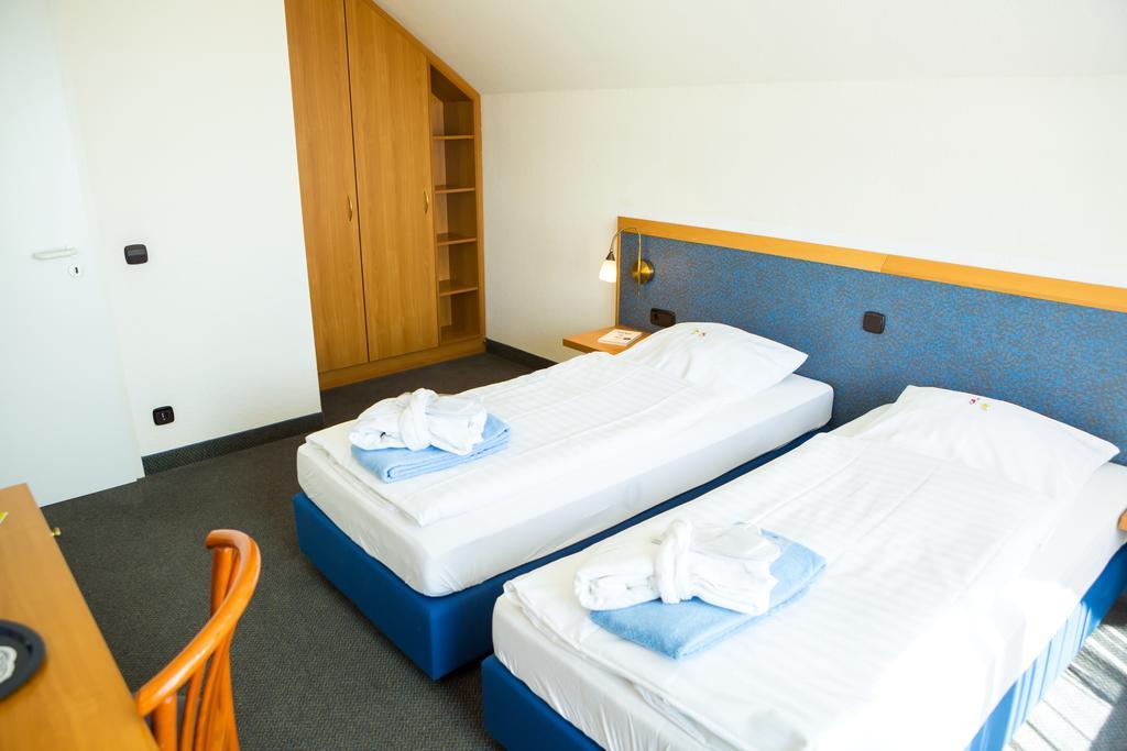 Wohlfuehlhotel Der Jaegerhof Willebadessen Eksteriør bilde